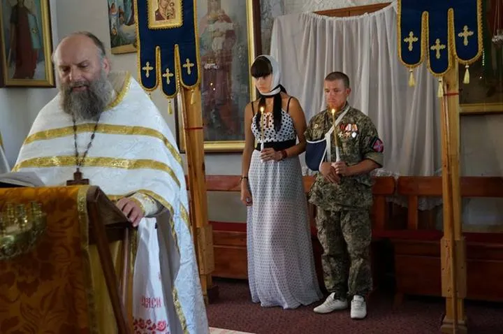 весілля бойовика Мотороли у церкві