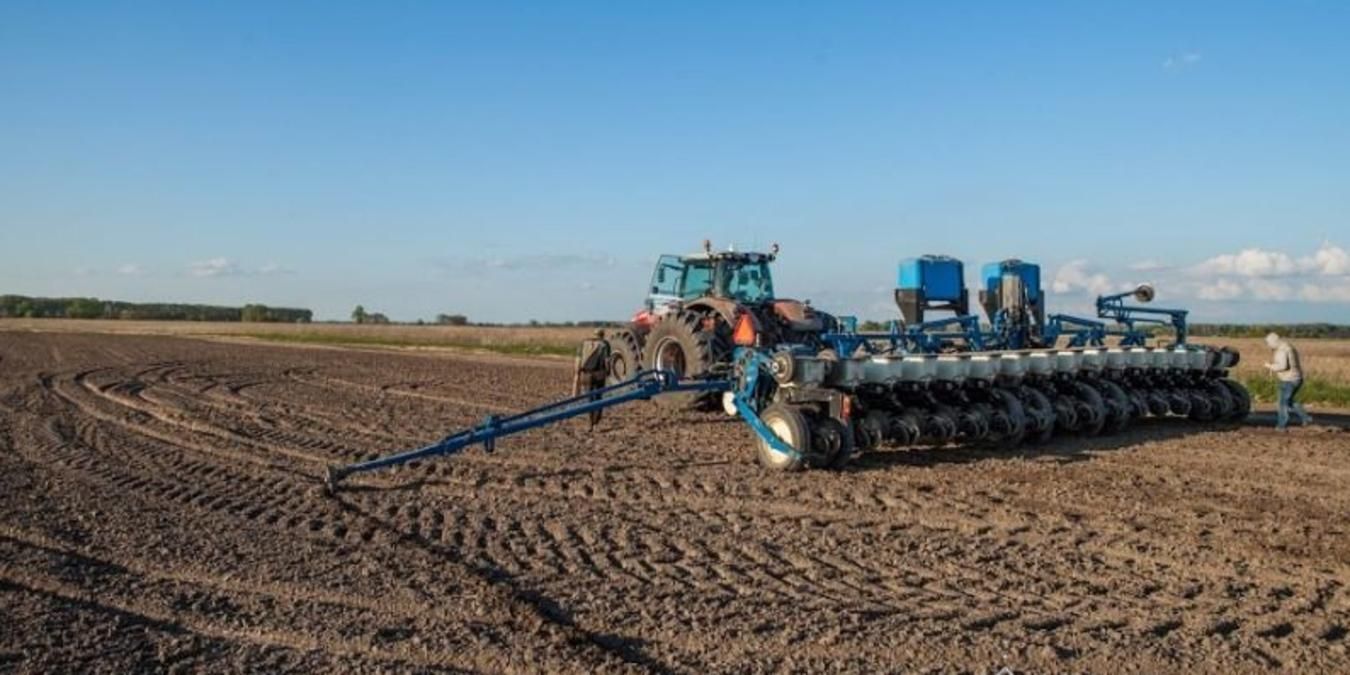 "Трактори вже в полях": на Миколаївщині розпочали посівну - 24 Канал "Трактори вже в полях": на Миколаївщині розпочали посівну - 24 Канал