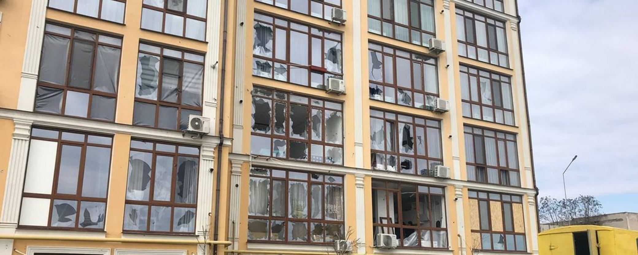 Окупанти обстріляли Одесу: три будинки пошкоджені, одна людина поранена - 24 Канал