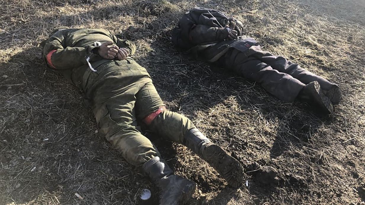 Четырем мобилизованным из оккупированного Донбасса удалось выжить и попасть в плен Четырем мобилизованным из оккупированного Донбасса удалось выжить и попасть в плен