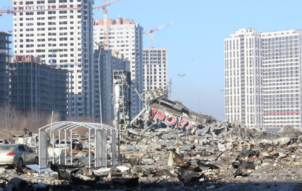 Росія обстріляла ТЦ у Києві через фото військової техніки, зроблені з сусіднього будинку, – ЗСУ - 24 Канал Росія обстріляла ТЦ у Києві через фото військової техніки, зроблені з сусіднього будинку, – ЗСУ - 24 Канал