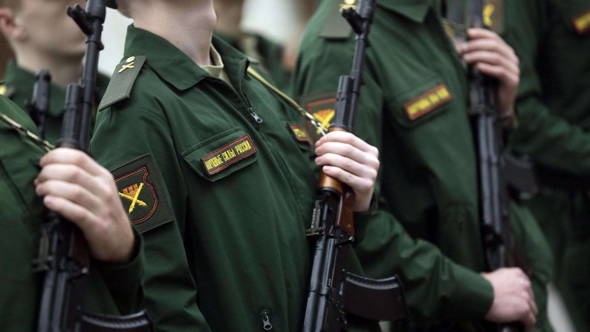 Российских офицеров перестали отпускать на пенсию: слишком большие потери в войне