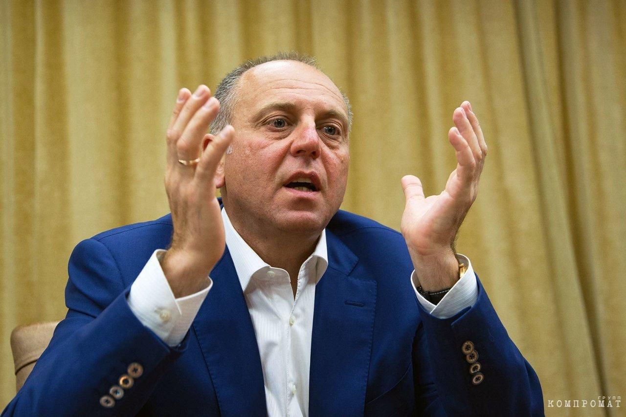 Гибралтар арестовал яхту российского миллиардера Пумпянского Гибралтар арестовал яхту российского миллиардера Пумпянского