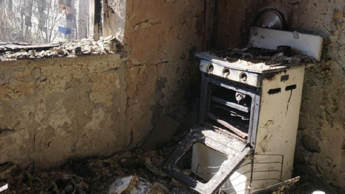 Харківські комунальники лише зараз дісталися квартири загиблого в’язня концтаборів Романченка - 24 Канал Харківські комунальники лише зараз дісталися квартири загиблого в’язня концтаборів Романченка - 24 Канал