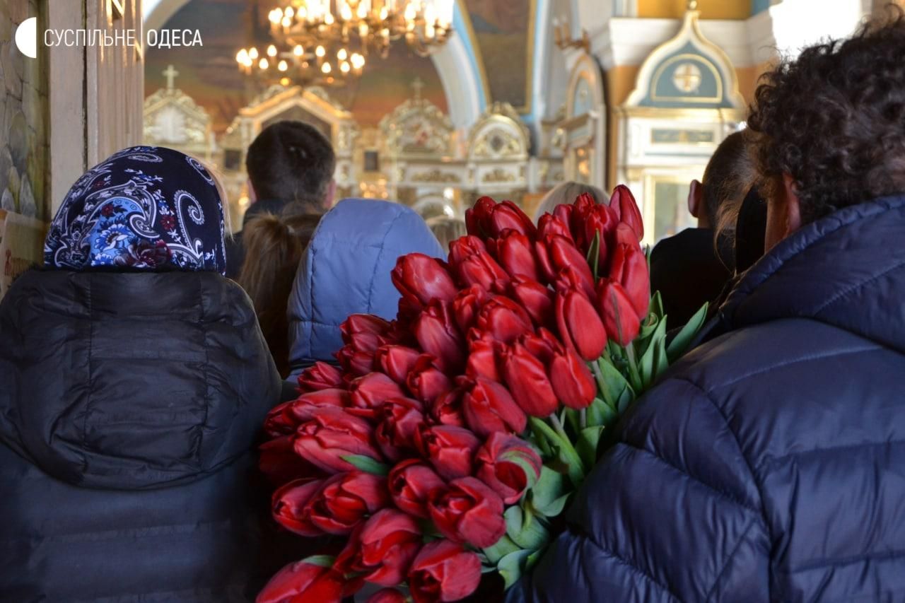 Приїхали з-за кордону, щоб воювати: на Одещині попрощалися з загиблими бійцями - 24 Канал