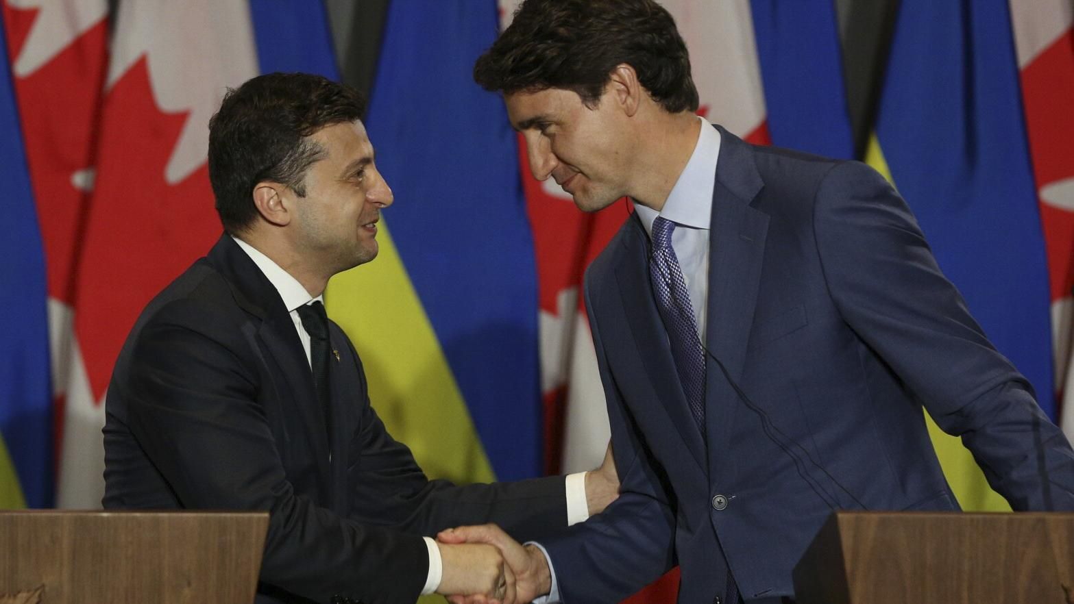 Зеленський обговорив з Трюдо ситуацію у Маріуполі - 24 Канал Зеленський обговорив з Трюдо ситуацію у Маріуполі - 24 Канал