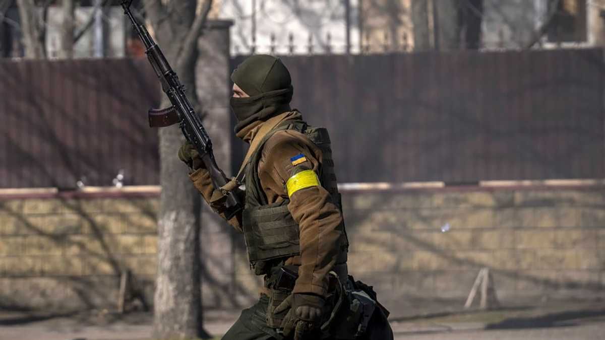 У Харкові чоловік передавав окупантам дані про ЗСУ: його затримали - 24 Канал У Харкові чоловік передавав окупантам дані про ЗСУ: його затримали - 24 Канал