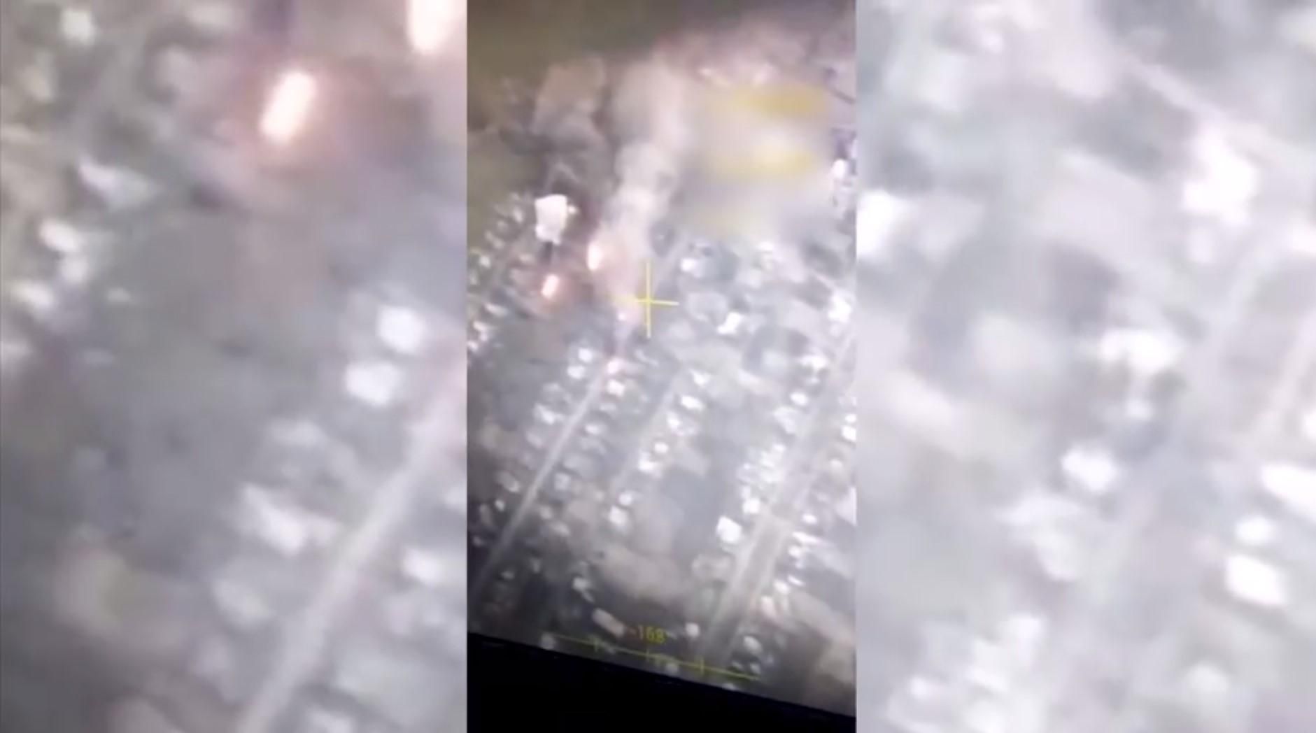 Майстер-клас від українських артилеристів щодо ефективної "демілітаризації" автотехніки ворога - 24 Канал Майстер-клас від українських артилеристів щодо ефективної "демілітаризації" автотехніки ворога - 24 Канал