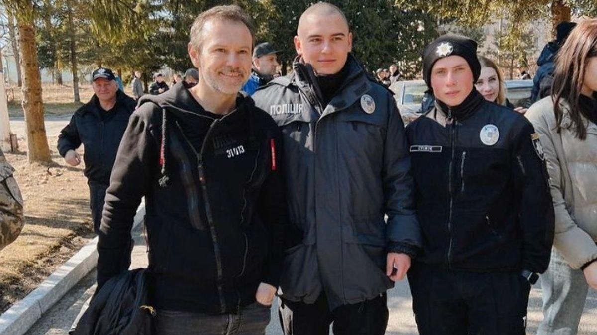 Теперь я лейтенант ВСУ, – Святослав Вакарчук рассказал, почему ездит по Украине с концертами
