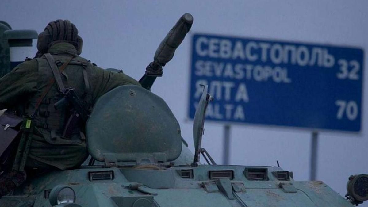 Боятся, но это радует: крымчане начинают бежать с полуострова в Россию Боятся, но это радует: крымчане начинают бежать с полуострова в Россию