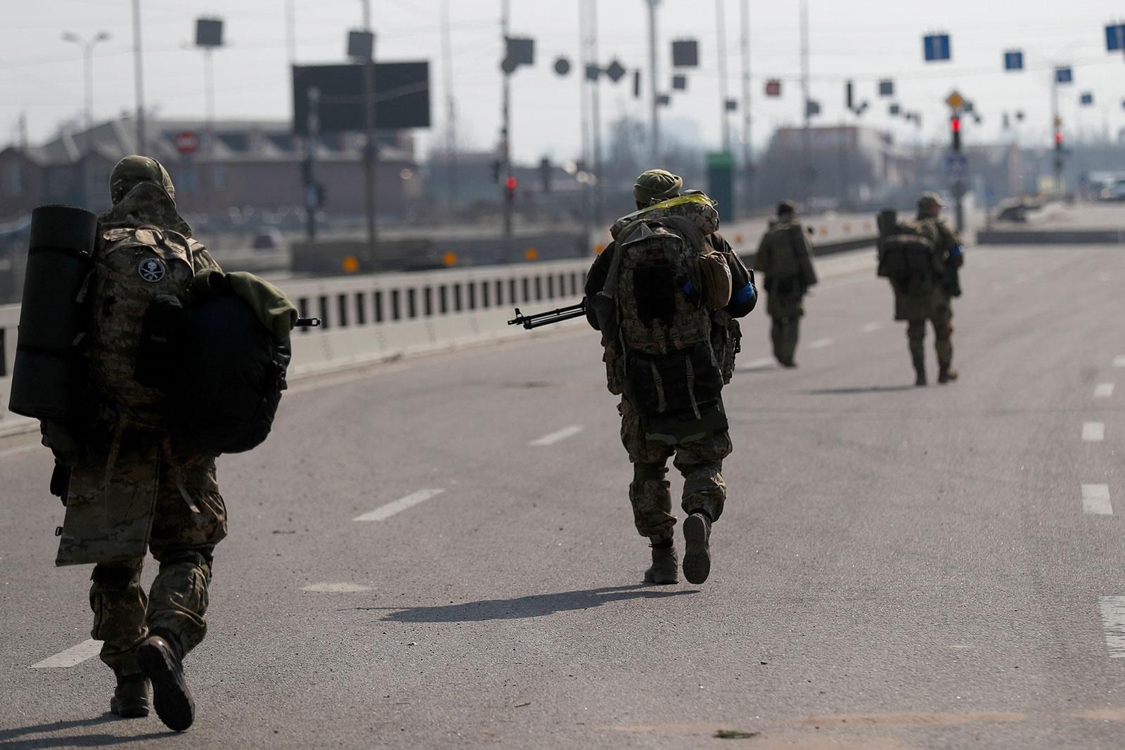 Українські військові відтіснили частину російських сил від Києва на 25 кілометрів, – Пентагон - 24 Канал