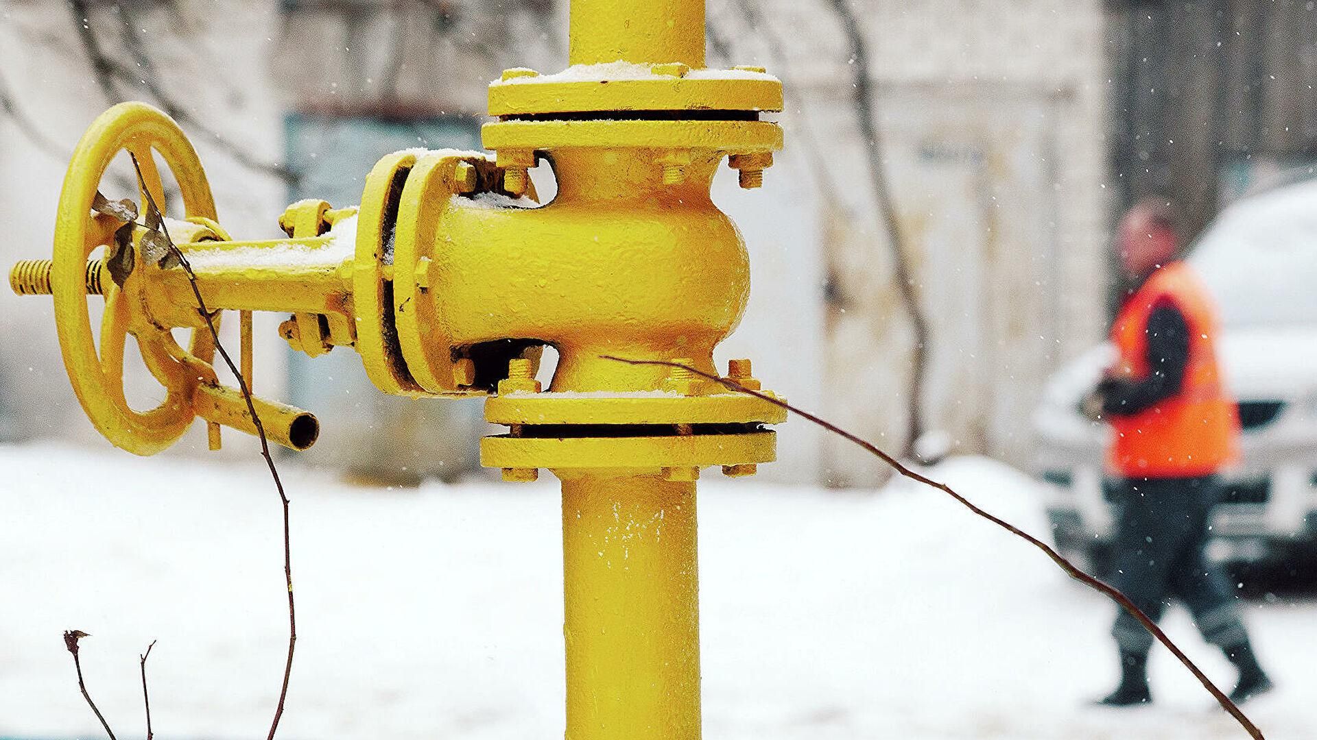 Большая игра нервов, – Денисенко о переходе России на расчеты за газ в рублях