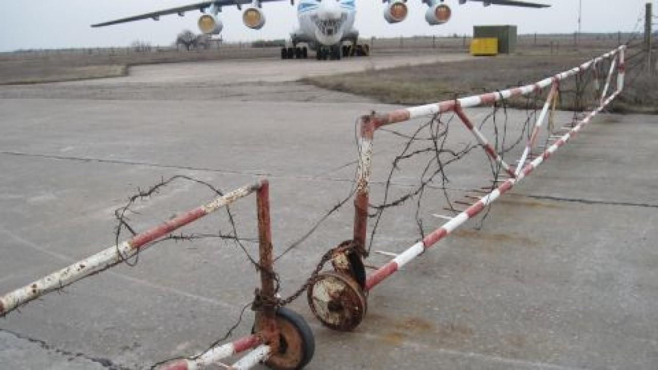 В Мелитополе оккупанты строят военную базу на местном аэродроме.