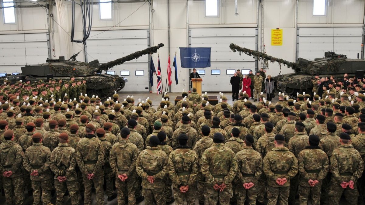 НАТО не терпітиме нападу на союзників, – інтерв’ю з Олександром Калініченком - 24 Канал НАТО не терпітиме нападу на союзників, – інтерв’ю з Олександром Калініченком - 24 Канал