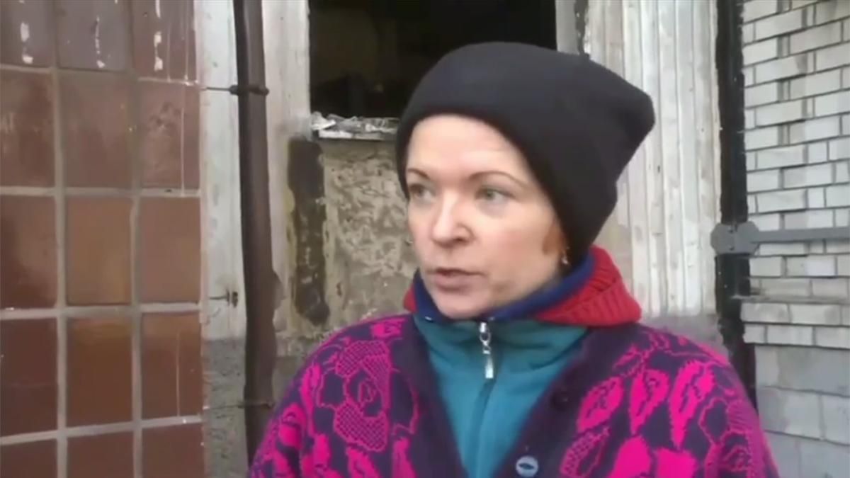 Пропагандист у Маріуполі промивав мізки жінкам: ті гідно відповіли путінському посіпаці - 24 Канал Пропагандист у Маріуполі промивав мізки жінкам: ті гідно відповіли путінському посіпаці - 24 Канал