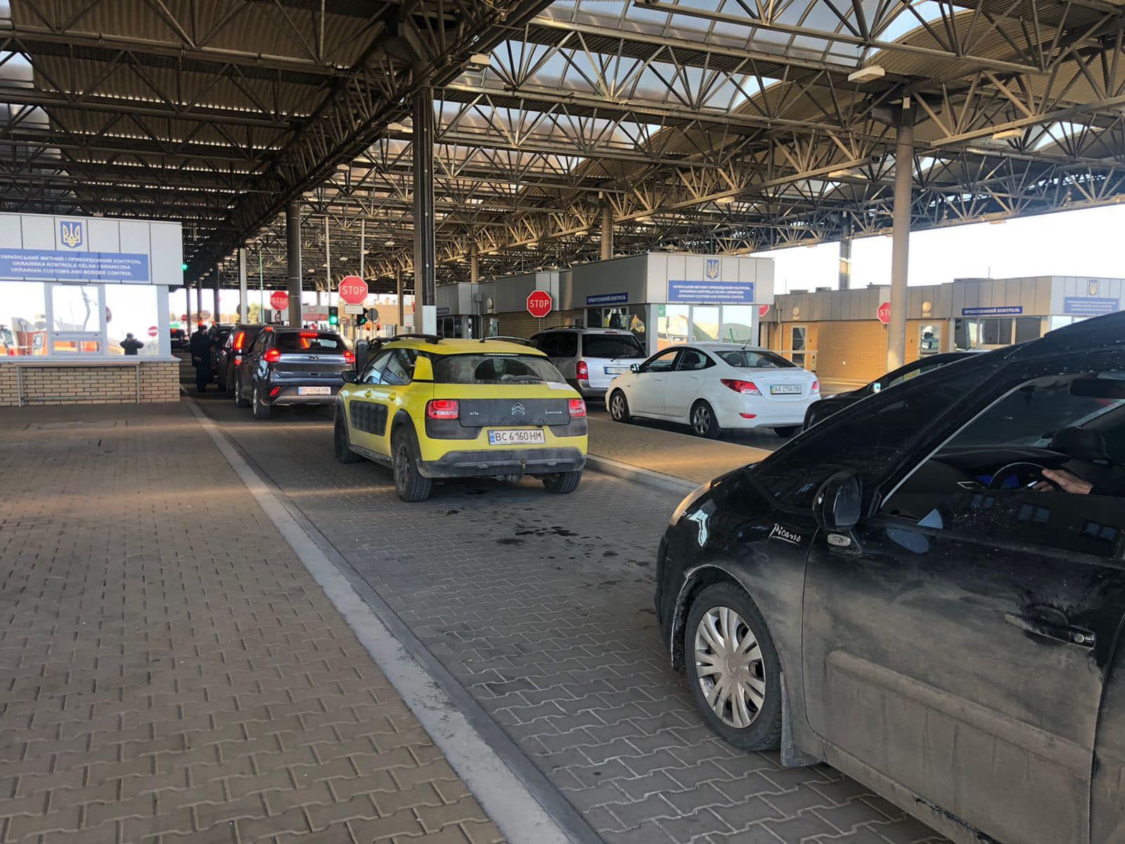 До України за добу повернулись понад 19 тисяч осіб: більшість – чоловіки - 24 Канал До України за добу повернулись понад 19 тисяч осіб: більшість – чоловіки - 24 Канал