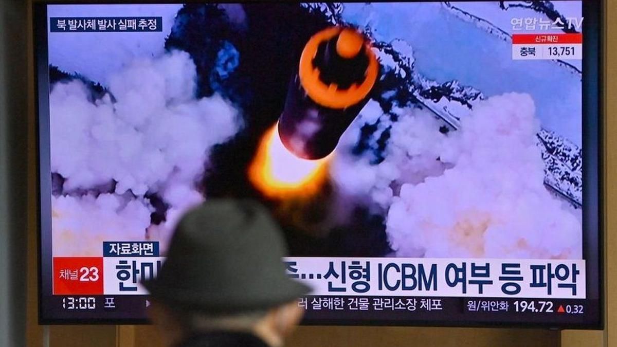 Північна Корея випробувала заборонені міжконтинентальні ракети - 24 Канал