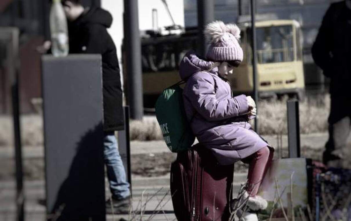 Подаючи руку допомогу: як отримати компенсацію за прихисток біженців - 24 Канал