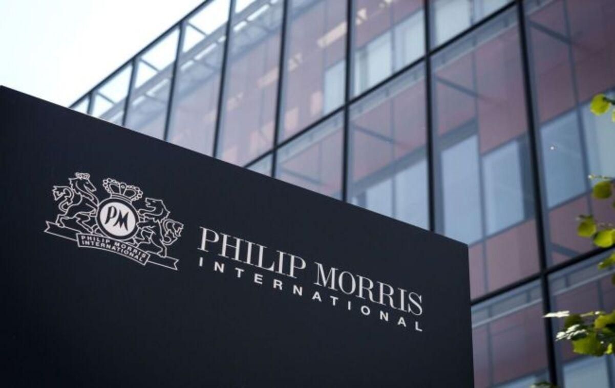 Philip Morris останавливает инвестиции и существенно ограничивает работу в России - 24 Канал