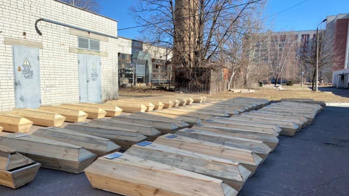 У Чернігові в середньому щодня ховають 40 – 45 людей - 24 Канал У Чернігові в середньому щодня ховають 40 – 45 людей - 24 Канал