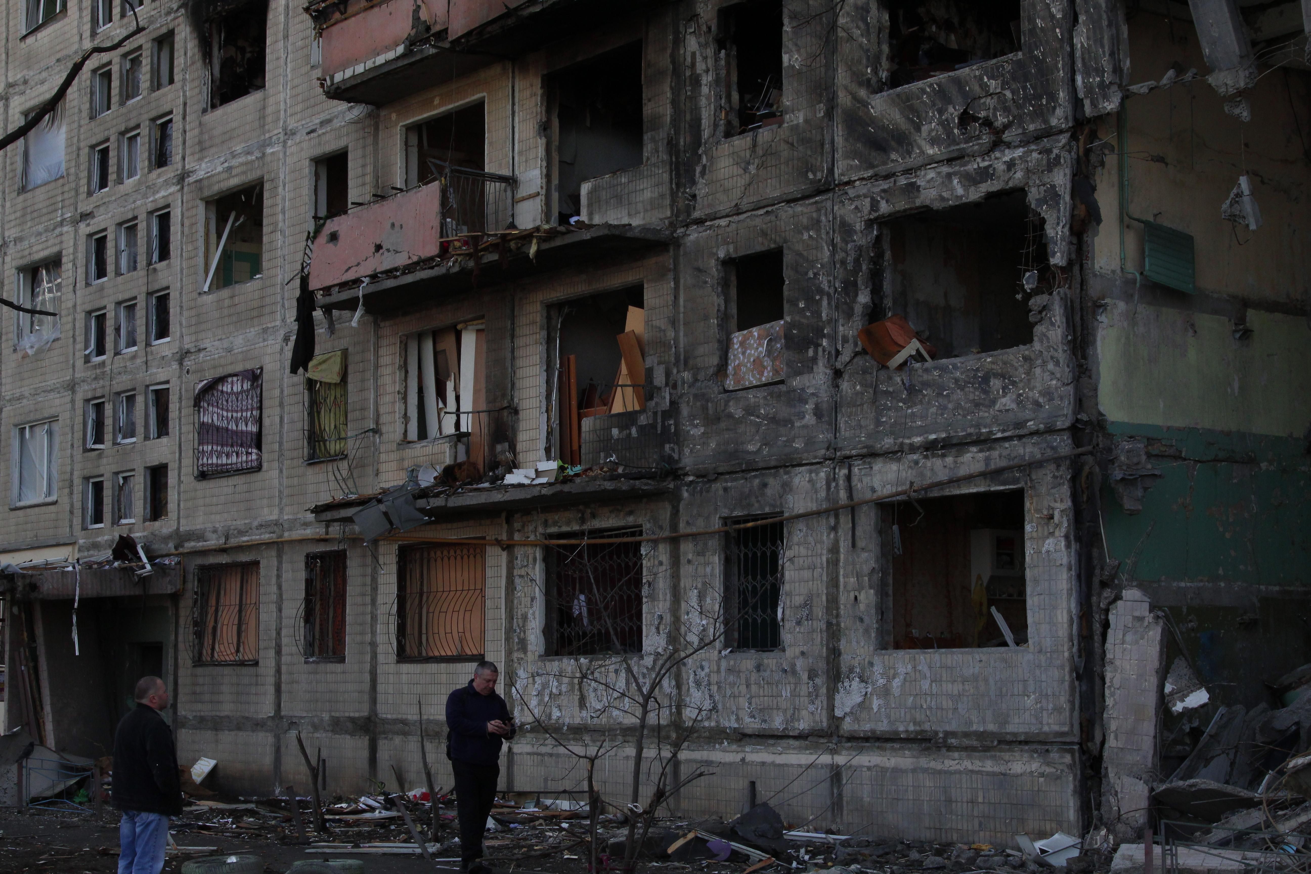 Я увидела огромный огненный шар, – воспоминания об адской ночи в Киеве, когда снаряд попал в дом - 24 Канал