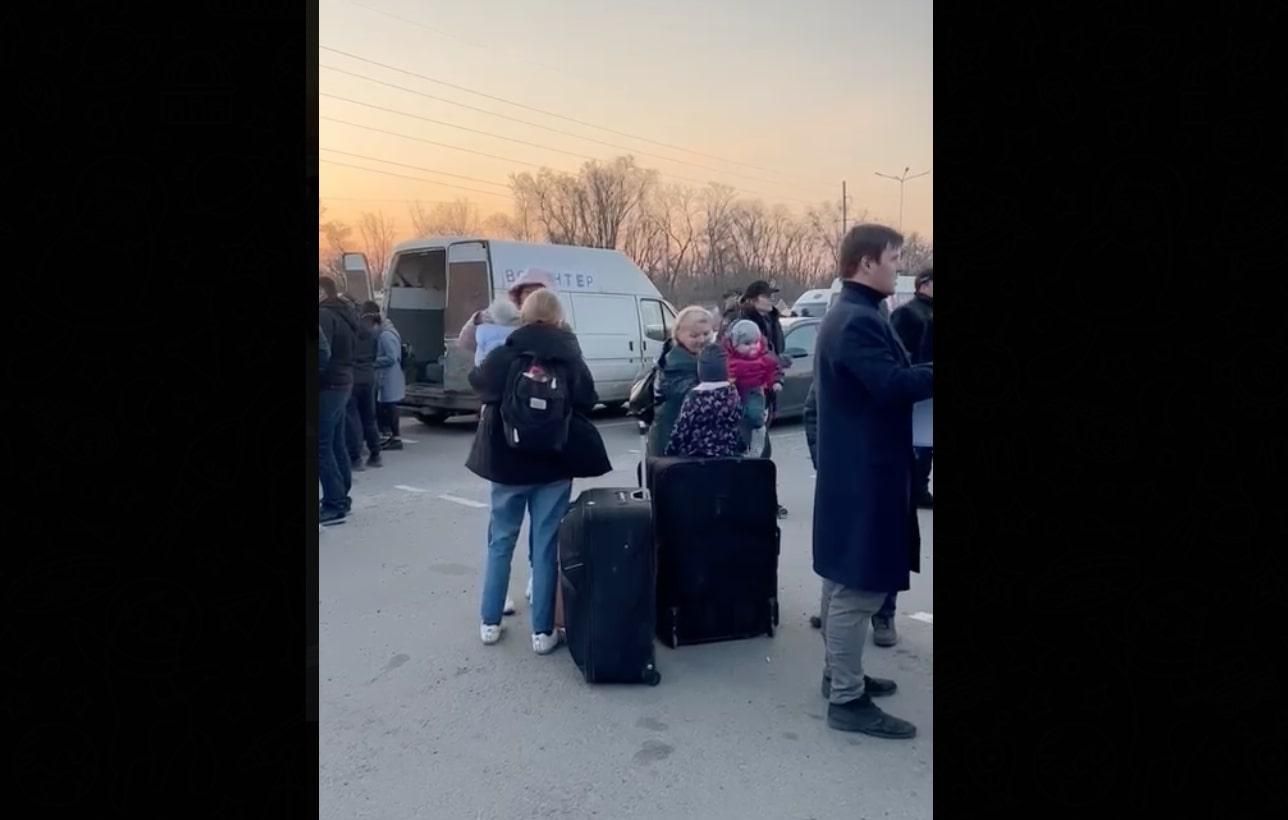 Удачная эвакуация: более 500 мелитопольцев прибыли в Запорожье