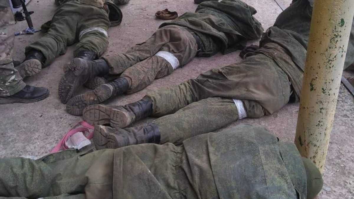 Единственный выход выпрыгнуть из болота, – правозащитник о военных России из регионов Единственный выход выпрыгнуть из болота, – правозащитник о военных России из регионов