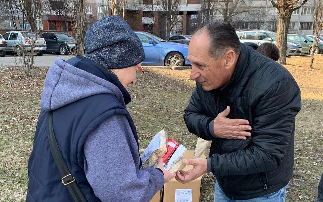 Дочь Трампа показала гуманитарную помощь, которую передала Украине - 26 марта 2022 - 24 Канал