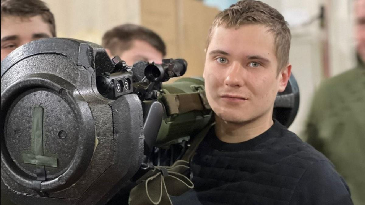 В бою под Киевом погиб работник пресс-службы Минветеранов Денис Котенко с позывным "Шкипер" В бою под Киевом погиб работник пресс-службы Минветеранов Денис Котенко с позывным "Шкипер"