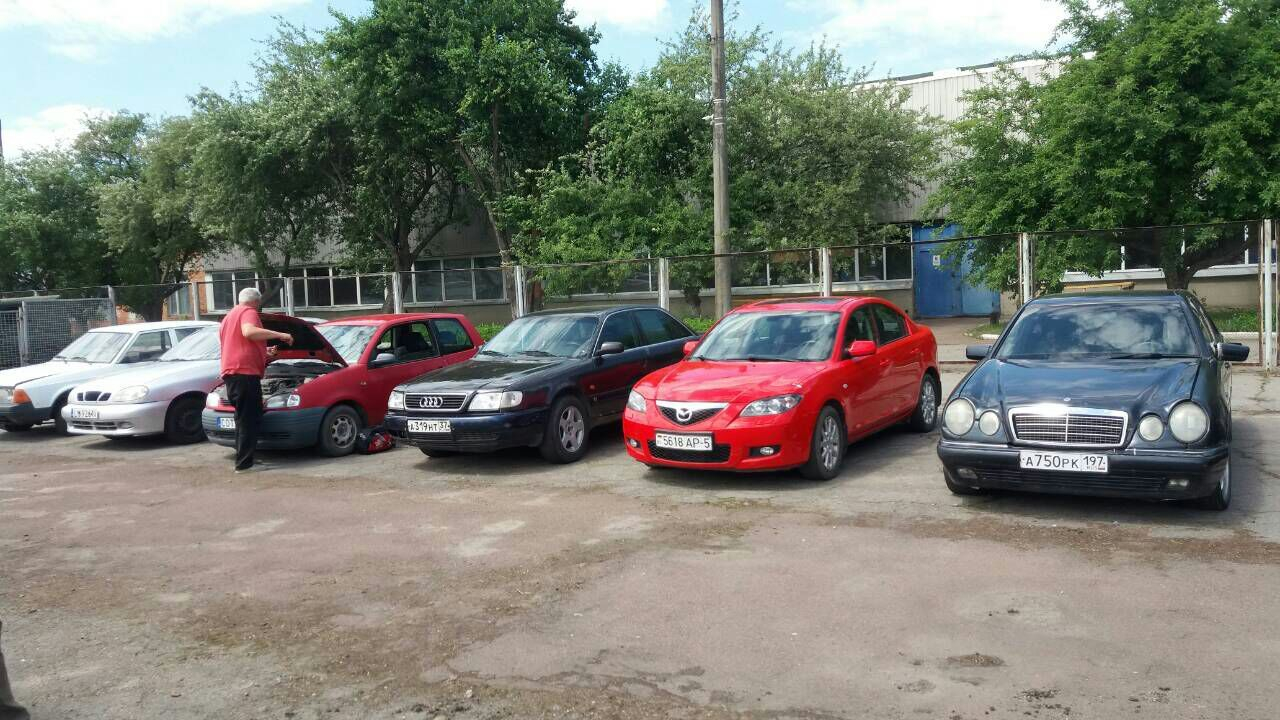 Окупанти продовжують викрадати цивільні та медичні автомобілі на Сумщині - 24 Канал Окупанти продовжують викрадати цивільні та медичні автомобілі на Сумщині - 24 Канал
