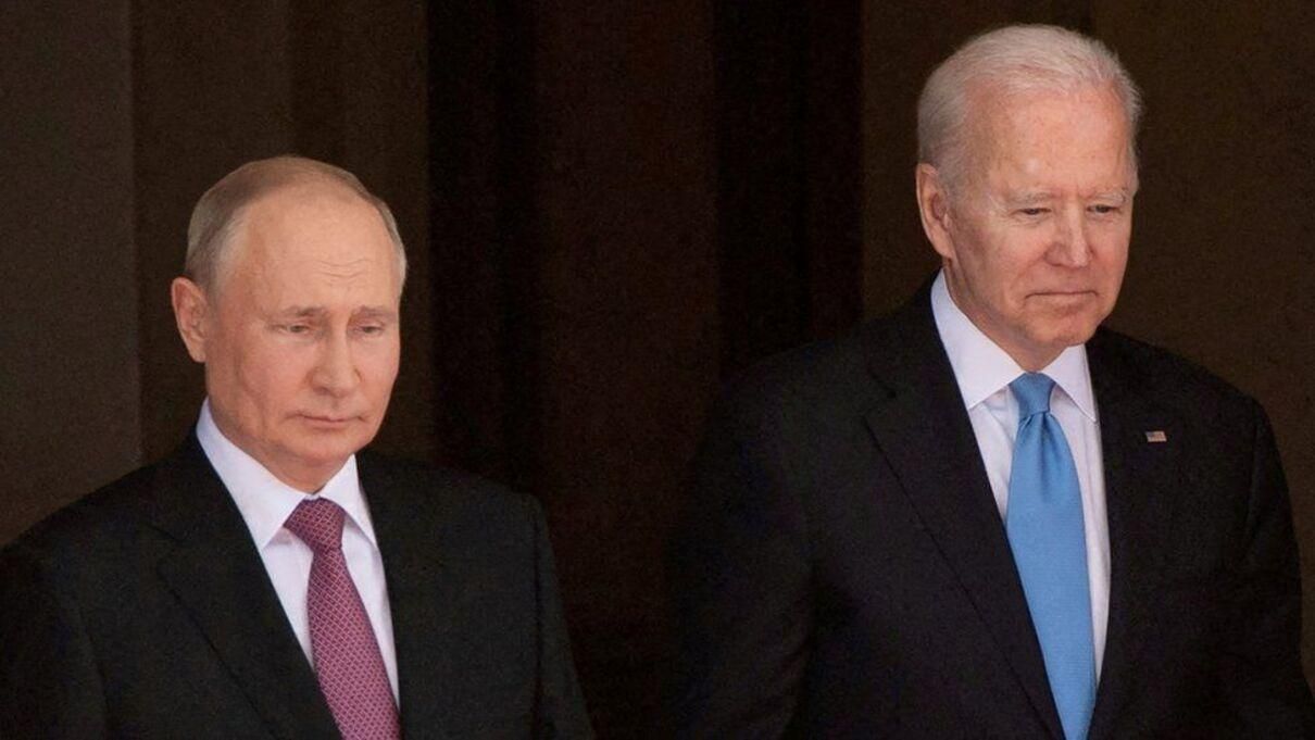Байден назвал Путина мясником после общения с украинскими беженцами