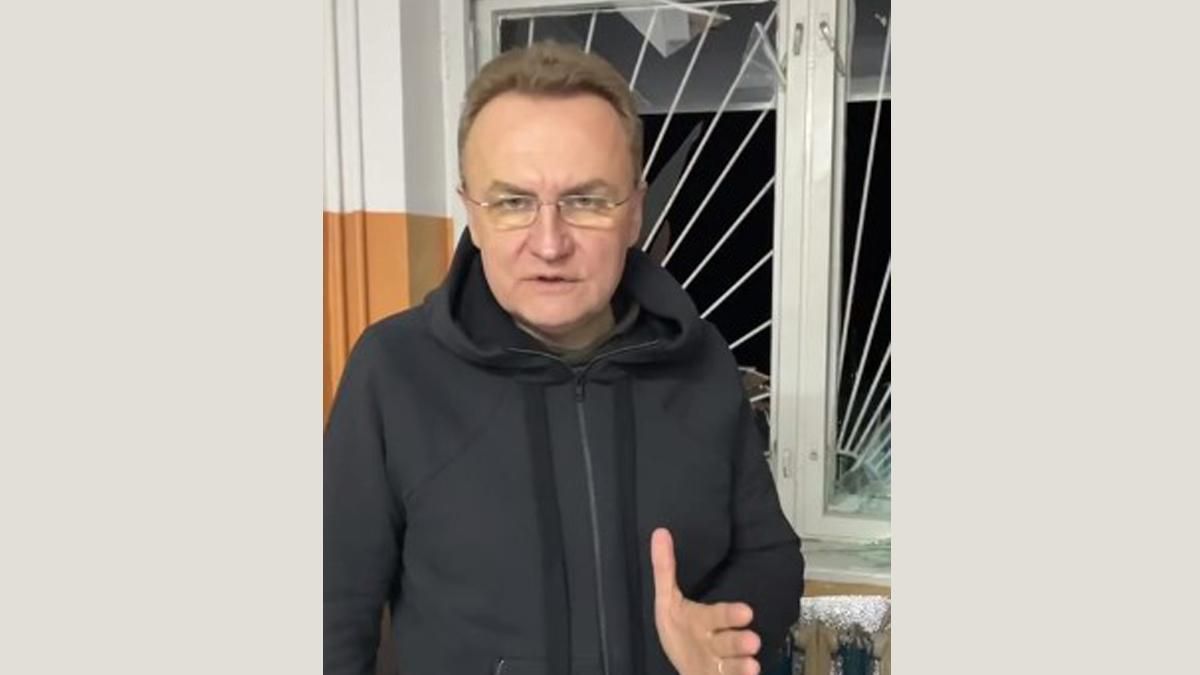 Обстрелы во Львове: в одной из школ разбило окна от ударной волны Обстрелы во Львове: в одной из школ разбило окна от ударной волны