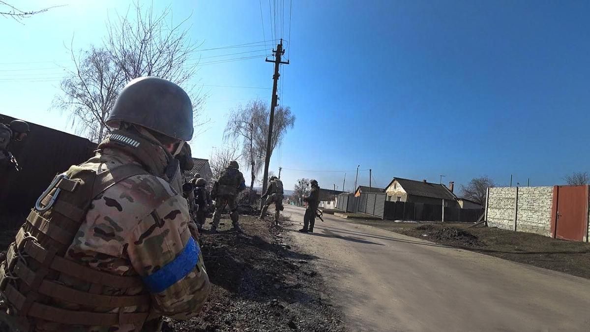 Бойцы "Азова" освободили Ольховку в Харьковской области: эпическое видео операции - 24 Канал Бойцы "Азова" освободили Ольховку в Харьковской области: эпическое видео операции - 24 Канал