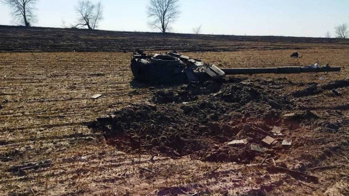 Попри втому й огиду: українців закликали розповідати родичам в Росії правду про війну - 24 Канал