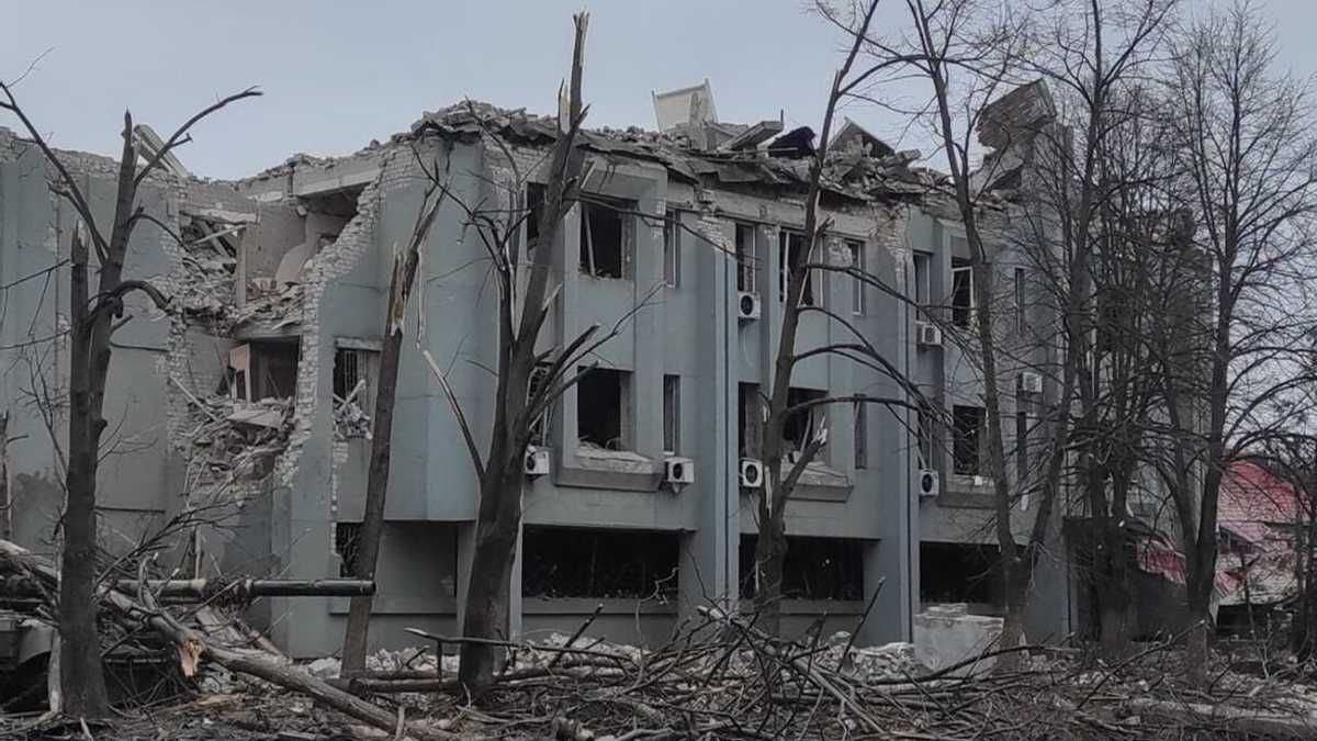 В Чернигове до сих пор нет света, тепла и водоснабжения, – Чаус В Чернигове до сих пор нет света, тепла и водоснабжения, – Чаус