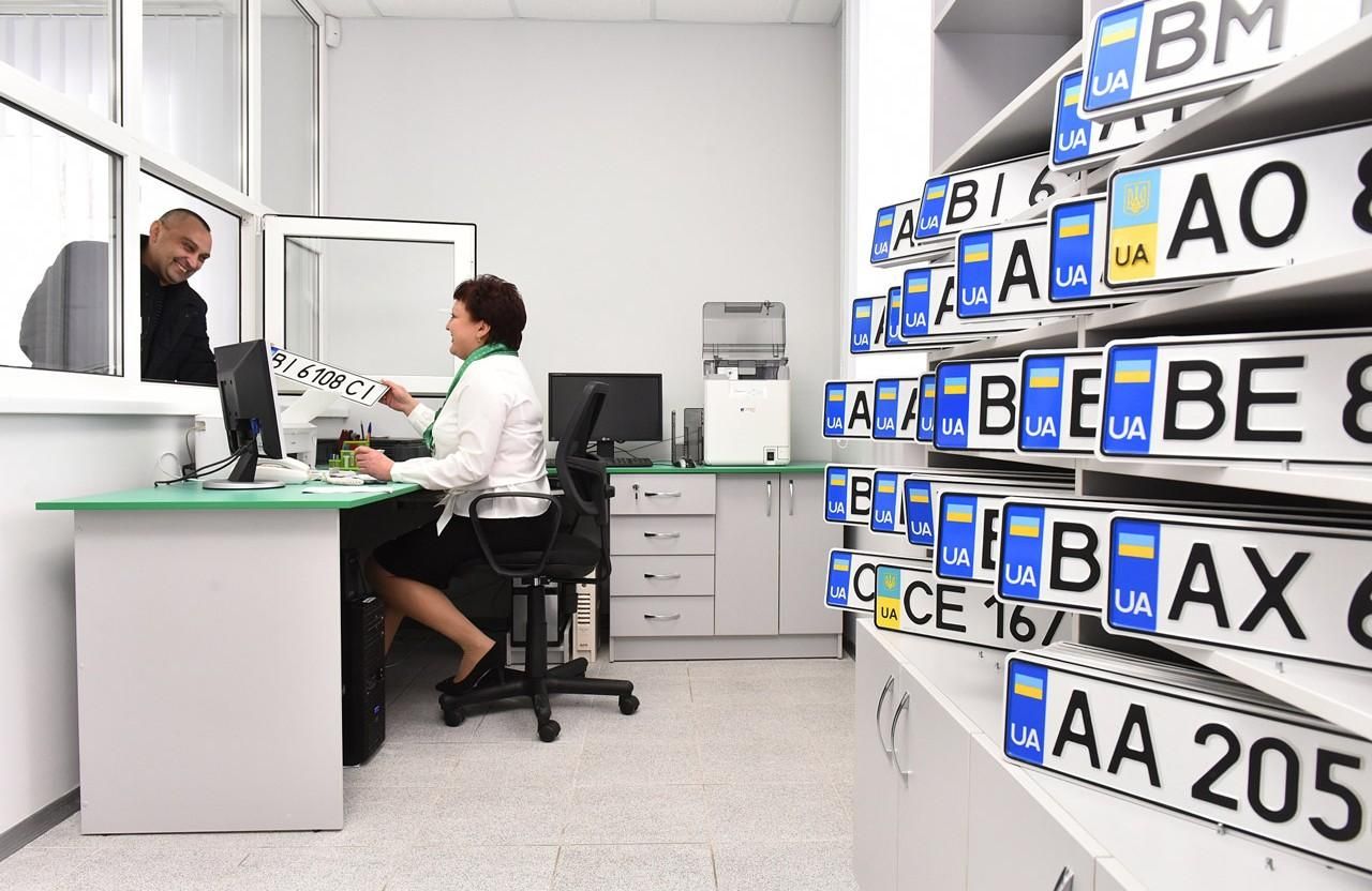 Главный сервисный центр МВД переходит на 6-дневную рабочую неделю Главный сервисный центр МВД переходит на 6-дневную рабочую неделю