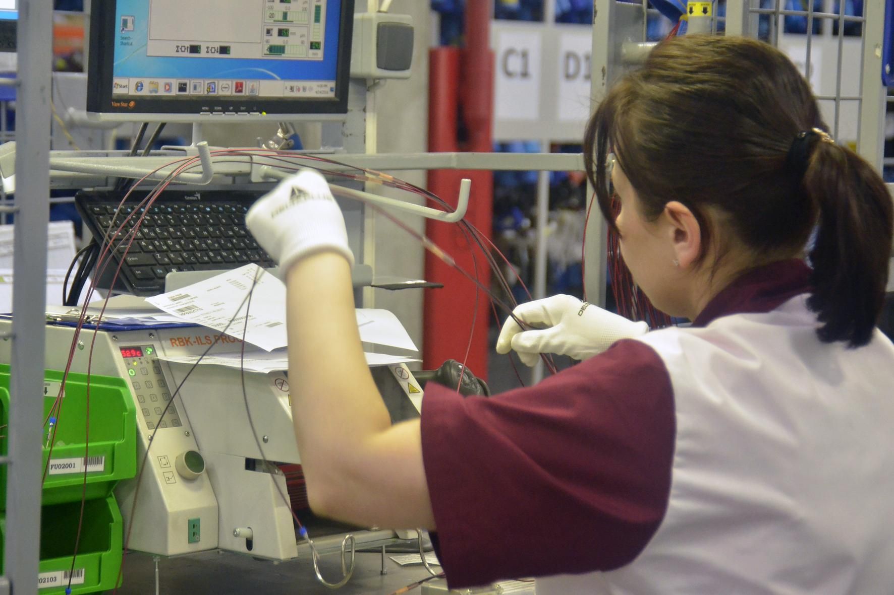 Уряд вирішив активніше евакуйовувати підприємства на захід України - Бізнес Уряд вирішив активніше евакуйовувати підприємства на захід України - Бізнес