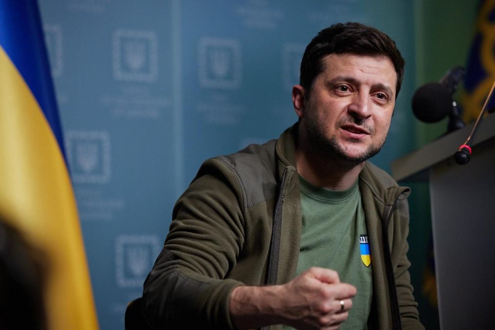 Зеленський заявив, що вчасні санкції Заходу завадили б Білорусі брати участь в війні