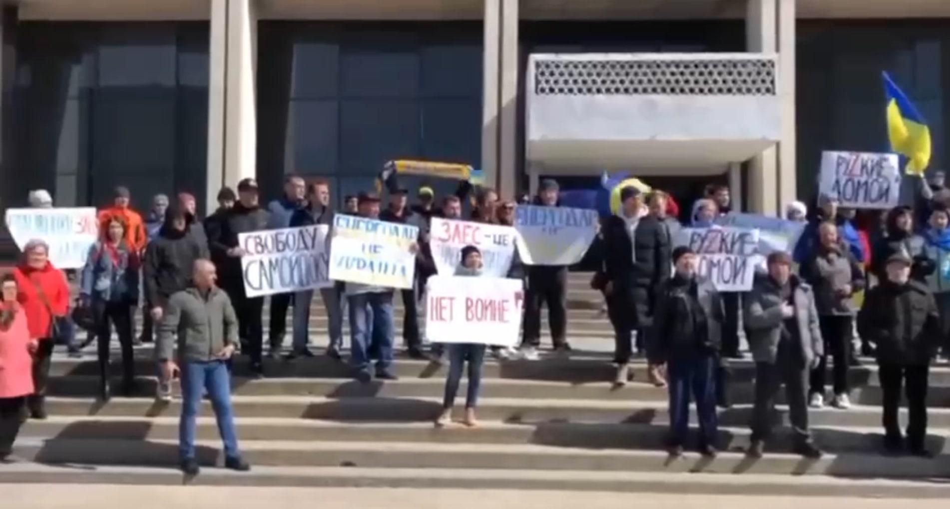 Енергодар не здається, як і кожне українське місто, – Єрмак показав відео з мирного мітингу - 24 Канал