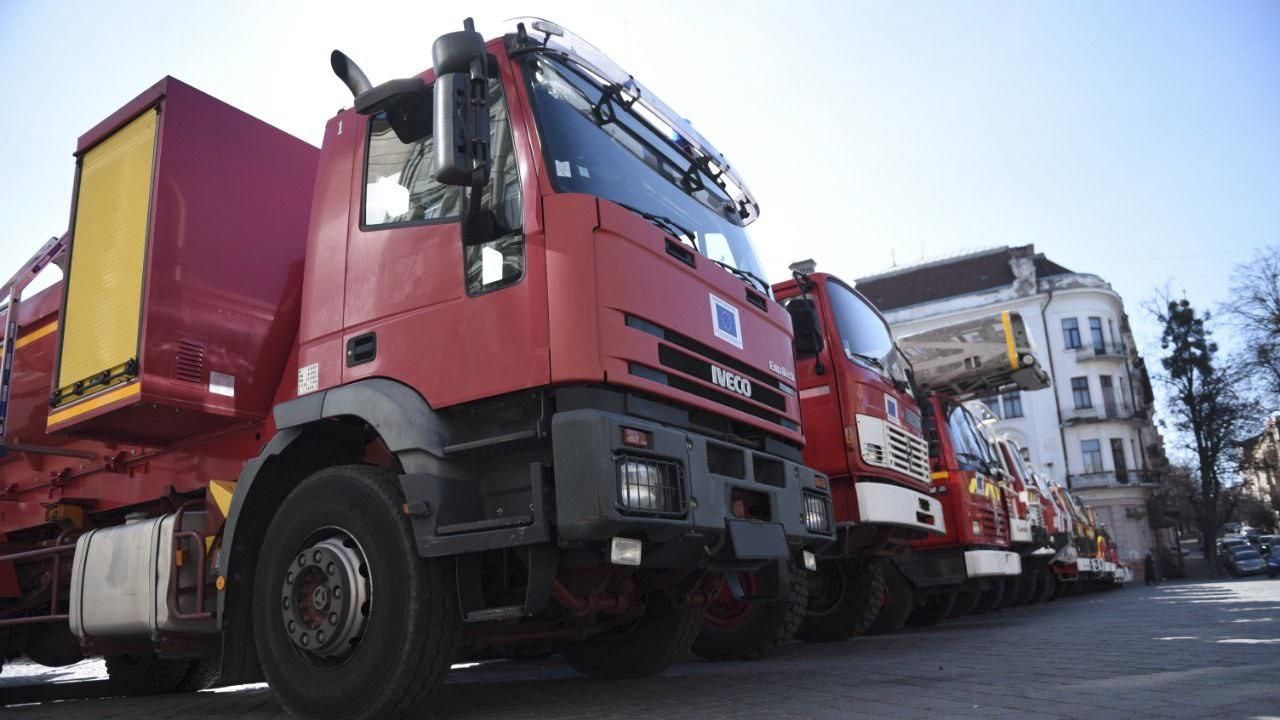 Україна отримала від Франції рятувальну техніку та обладнання - 24 Канал Україна отримала від Франції рятувальну техніку та обладнання - 24 Канал