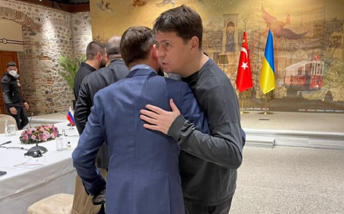 Важкі переговори про мир, – Подоляк розповів деталі діалогу між Україною і Росією у Стамбулі - 24 Канал Важкі переговори про мир, – Подоляк розповів деталі діалогу між Україною і Росією у Стамбулі - 24 Канал