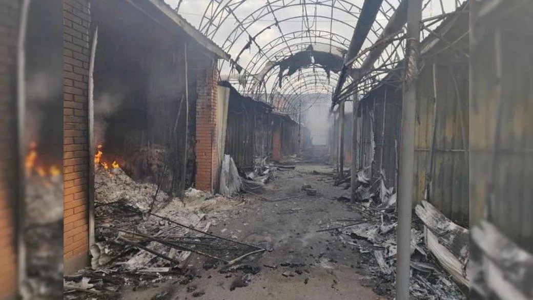 У Чернігові горів ринок 30 березня У Чернігові горів ринок 30 березня