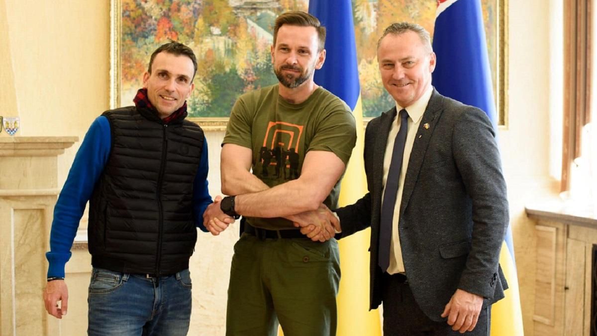 В Словакии начал работу гуманитарный хаб Закарпатской ОВА В Словакии начал работу гуманитарный хаб Закарпатской ОВА