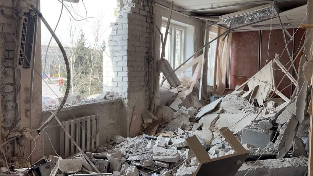 У Лисичанську росіяни знищили дитячий садок - 24 Канал