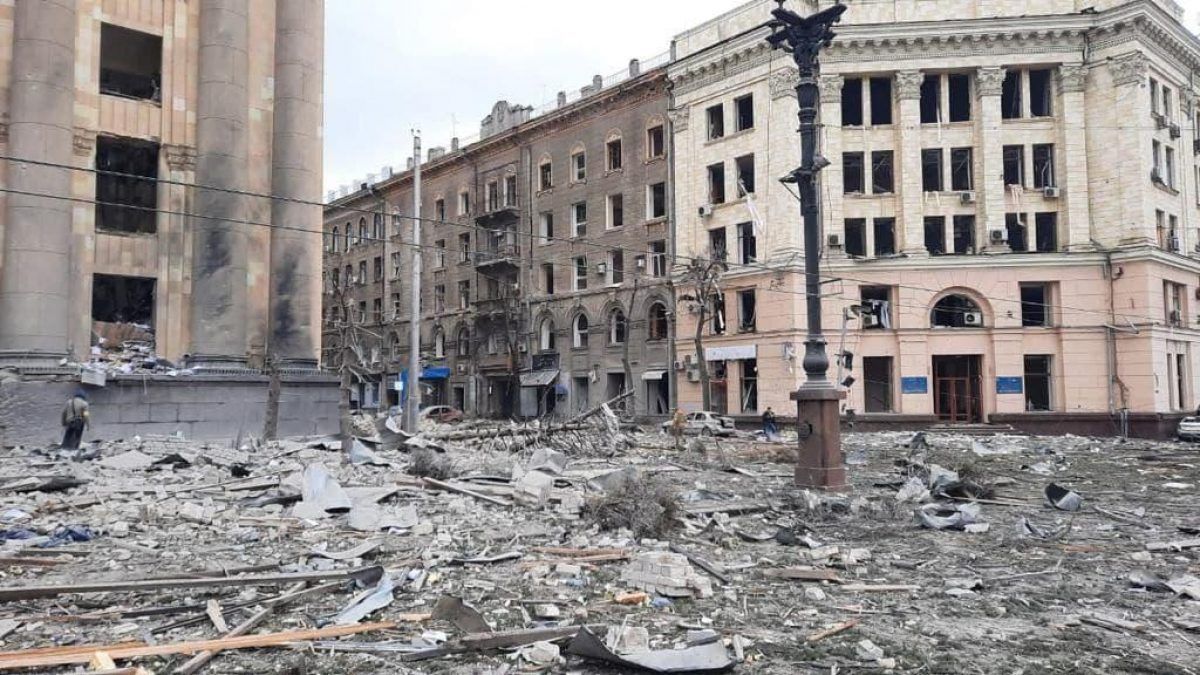 Россияне продолжают блокировать Харьков: наносят артиллерийские удары по жилым кварталам