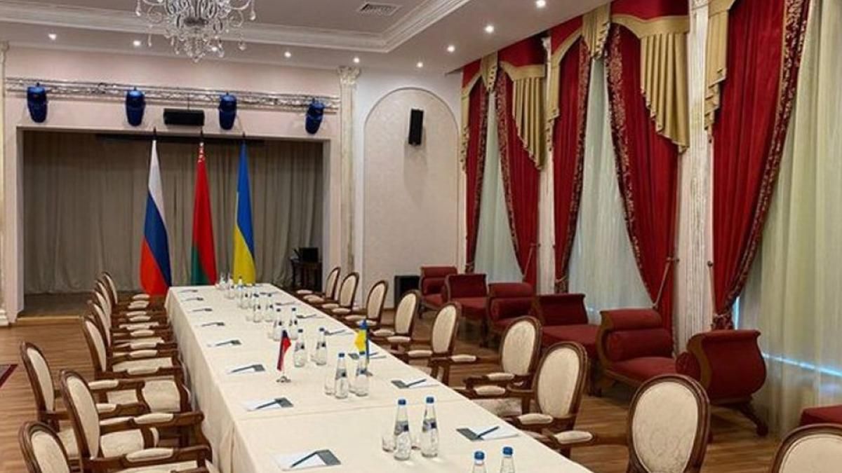 Украинская переговорная группа продолжает работу в Турции, несмотря на то, что россияне уехали