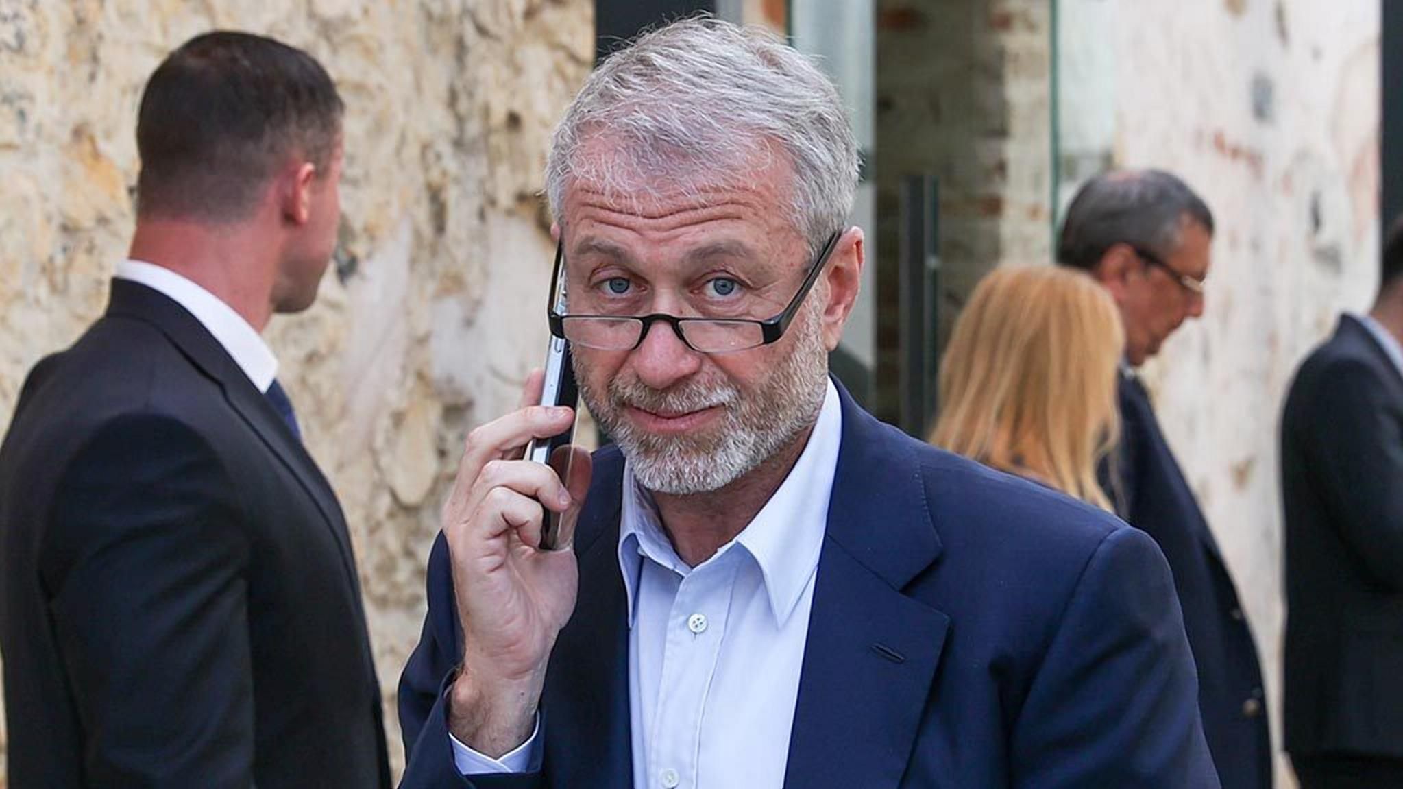 Эффективный посредник между делегациями, – Подоляк объяснил роль Абрамовича в переговорах - 24 Канал Эффективный посредник между делегациями, – Подоляк объяснил роль Абрамовича в переговорах - 24 Канал