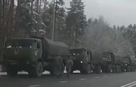 В Беларуси у границы с Украиной заметили российские БТРы, "Точки-У" и "КамАЗы" с буквой V
