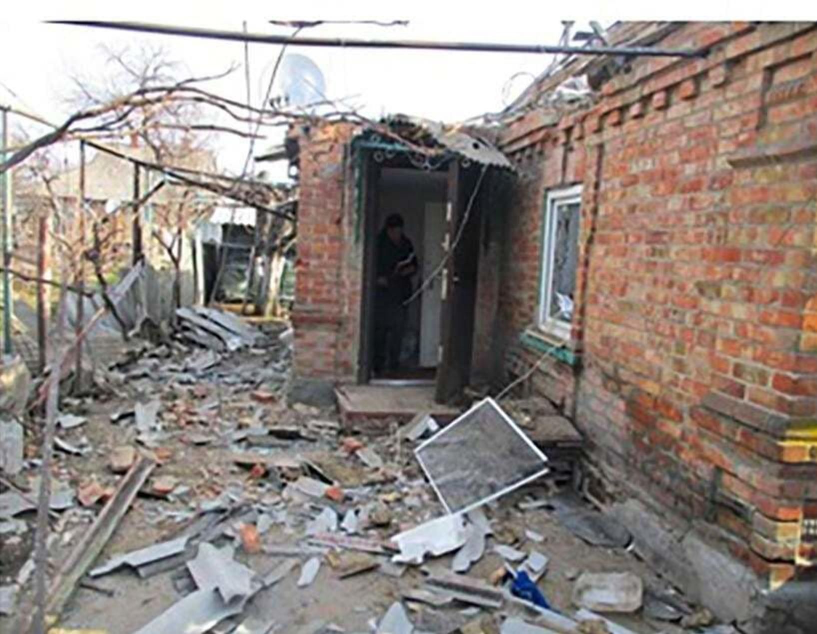 Окупанти обстріляли Оріхове на Запоріжжі та поранили людину: як виглядають пошкодження - 24 Канал Окупанти обстріляли Оріхове на Запоріжжі та поранили людину: як виглядають пошкодження - 24 Канал