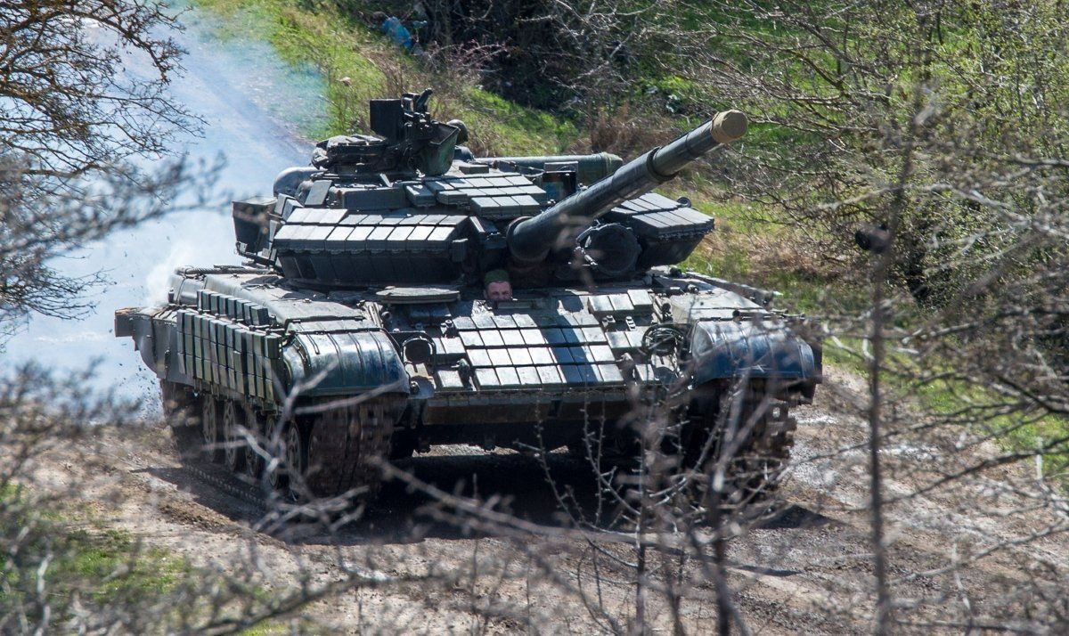 У врага полно неисправной техники: ее хотят тягачами отправлять на оккупированный Донбасс
